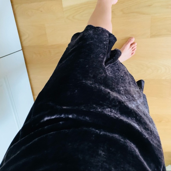 Luisa Cerano Purple Velvet Midi Skirt - Picture 7 of 9